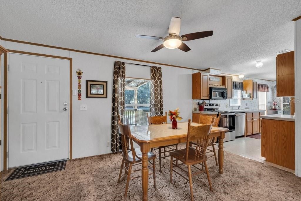 待售: $1,000,000 (2 贝兹, 2 浴室, 1113 平方英尺)