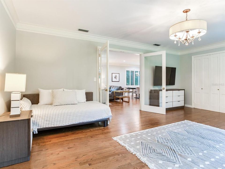 For Rent: $6,150 (2 beds, 2 baths, 2329 Square Feet)