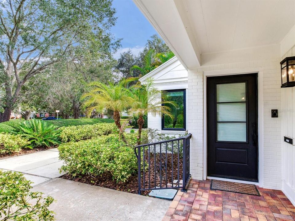 For Rent: $6,150 (2 beds, 2 baths, 2329 Square Feet)