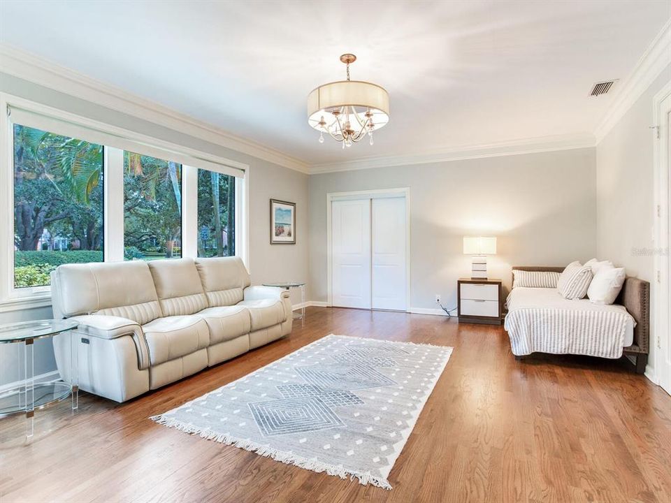 For Rent: $6,150 (2 beds, 2 baths, 2329 Square Feet)