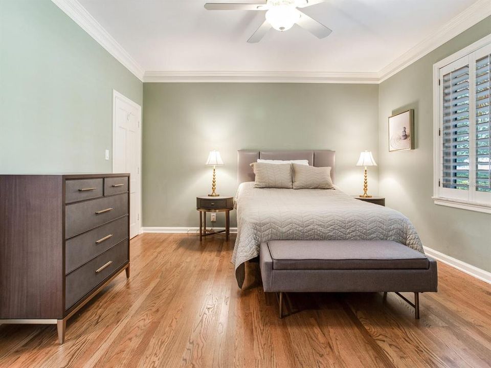 For Rent: $6,150 (2 beds, 2 baths, 2329 Square Feet)