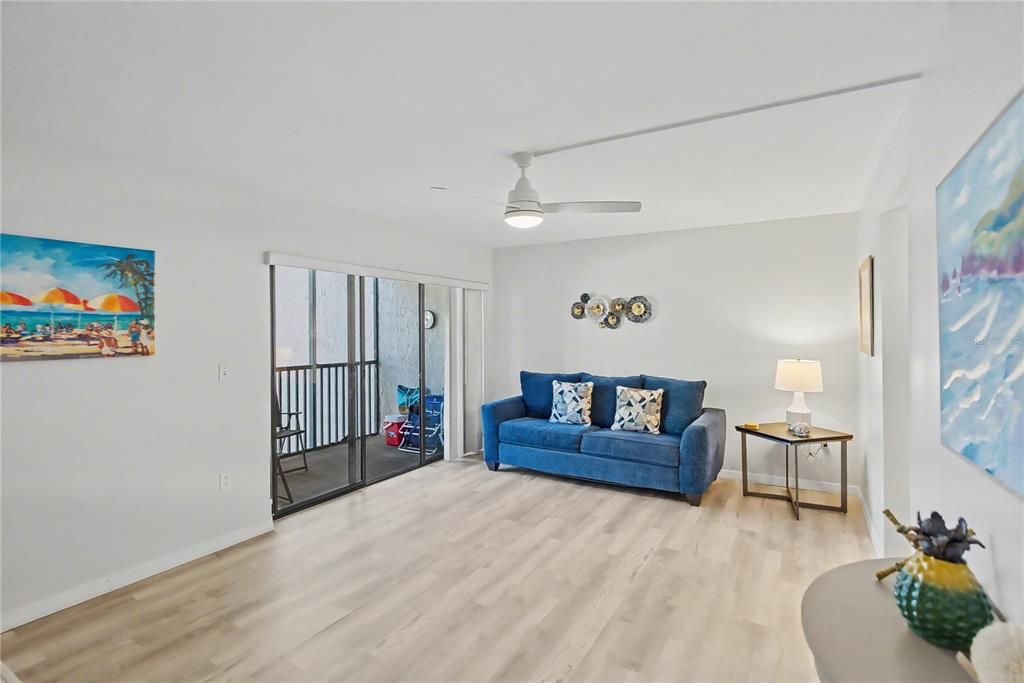 На продажу: $475,000 (1 спален, 1 ванн, 748 Квадратных фут)