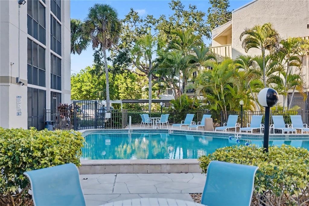 На продажу: $475,000 (1 спален, 1 ванн, 748 Квадратных фут)