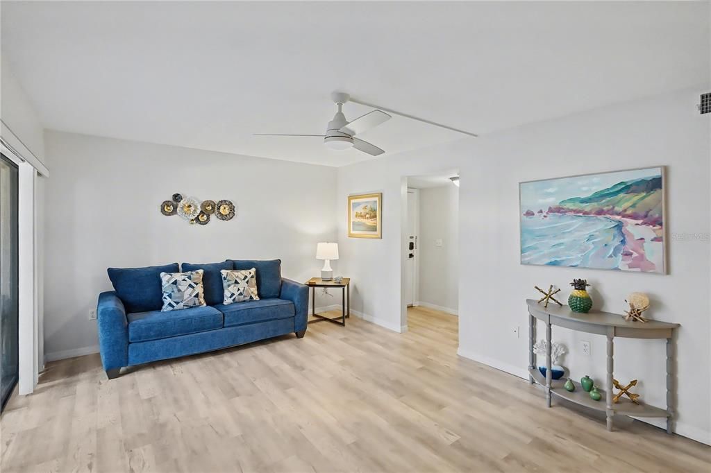 На продажу: $475,000 (1 спален, 1 ванн, 748 Квадратных фут)