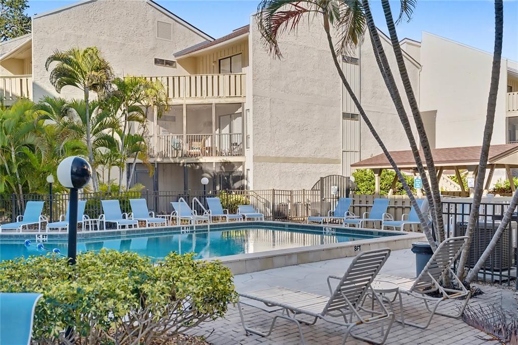 На продажу: $475,000 (1 спален, 1 ванн, 748 Квадратных фут)