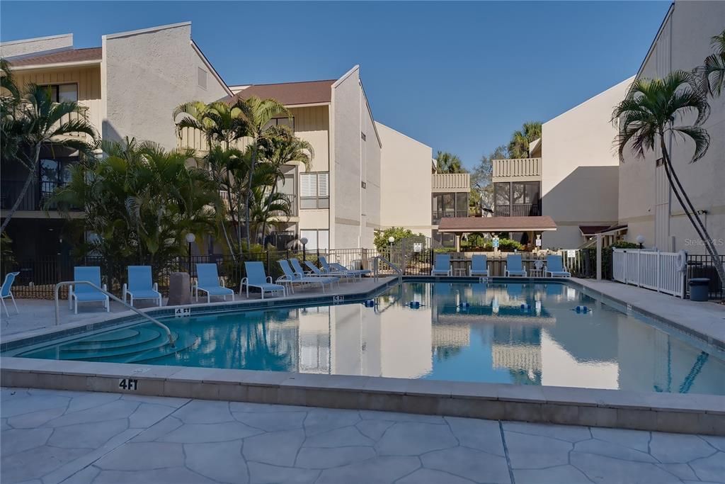 На продажу: $475,000 (1 спален, 1 ванн, 748 Квадратных фут)