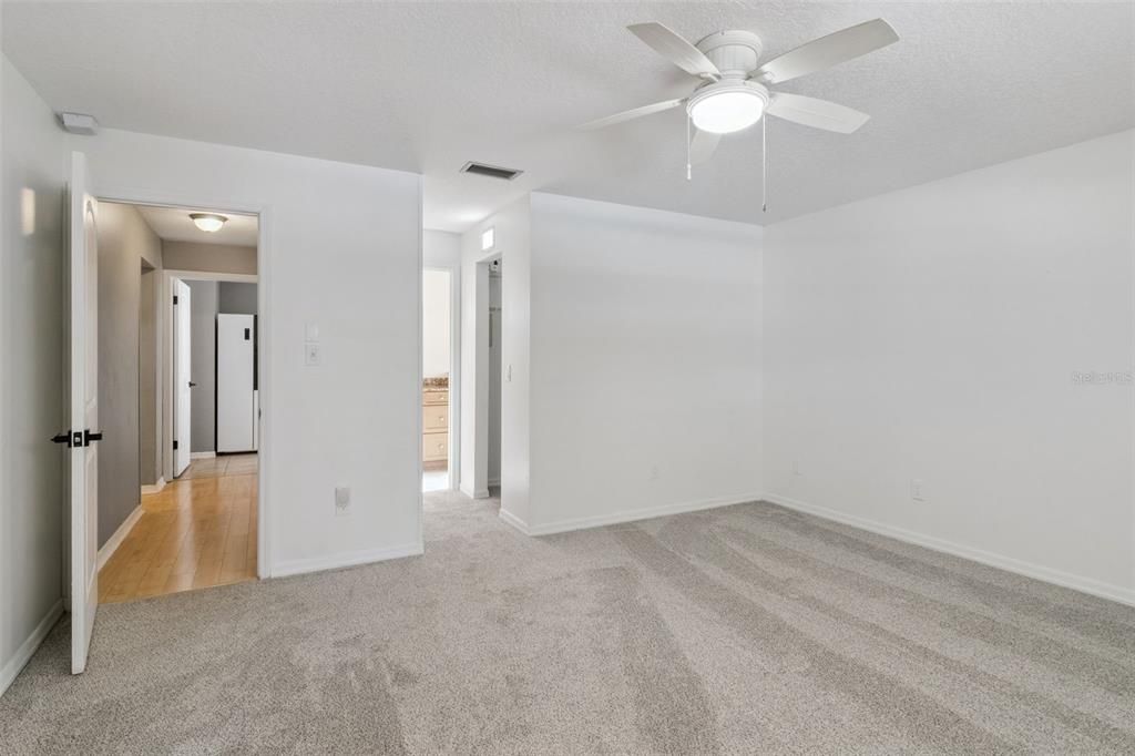 For Sale: $710,000 (4 beds, 3 baths, 3034 Square Feet)