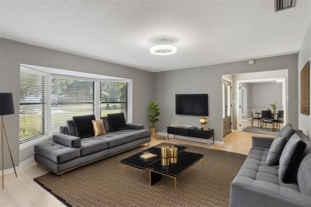 For Sale: $710,000 (4 beds, 3 baths, 3034 Square Feet)