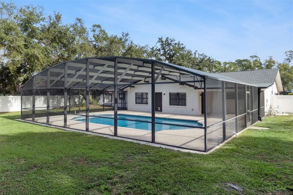 For Sale: $710,000 (4 beds, 3 baths, 3034 Square Feet)