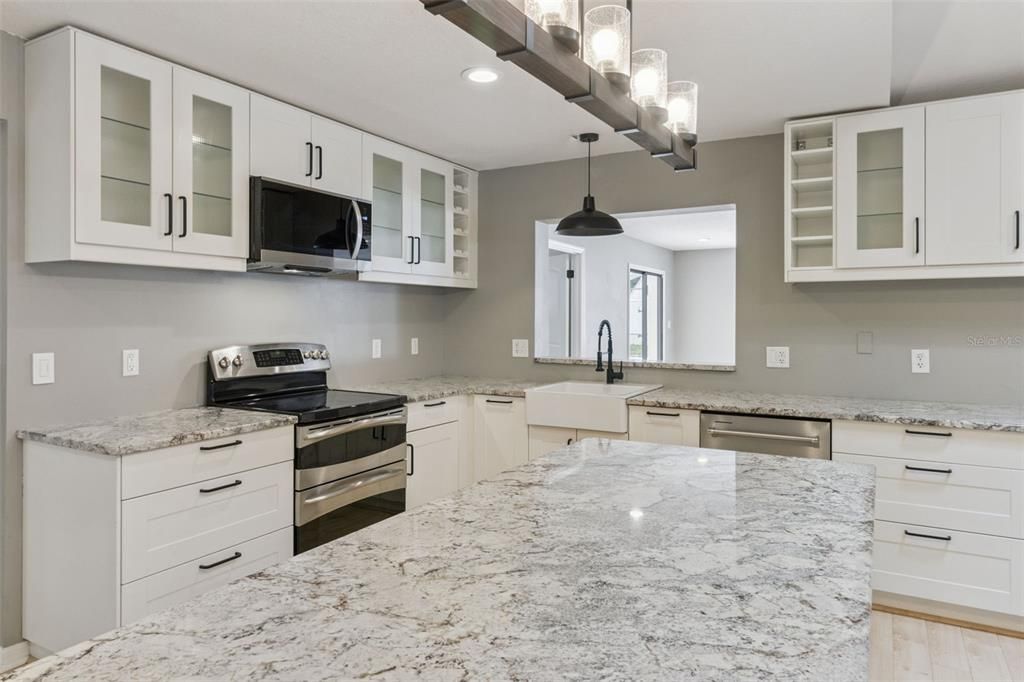 For Sale: $710,000 (4 beds, 3 baths, 3034 Square Feet)