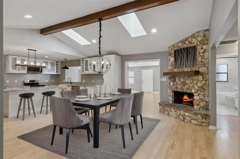 For Sale: $710,000 (4 beds, 3 baths, 3034 Square Feet)