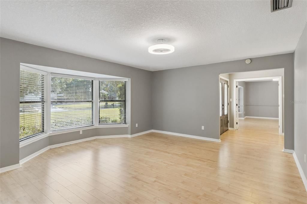 For Sale: $710,000 (4 beds, 3 baths, 3034 Square Feet)