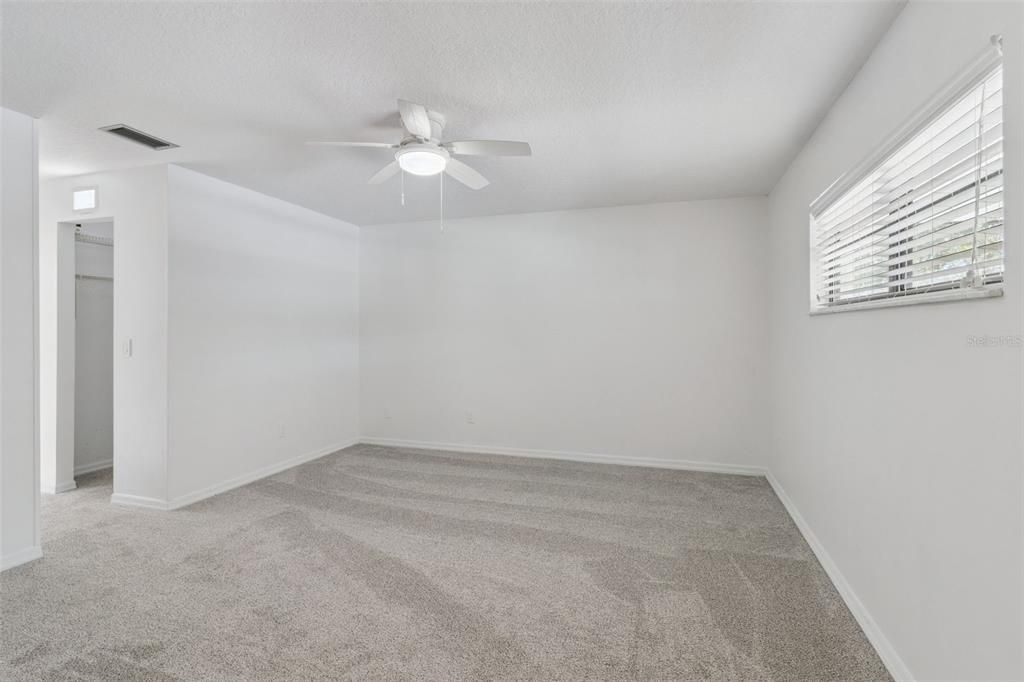 For Sale: $710,000 (4 beds, 3 baths, 3034 Square Feet)