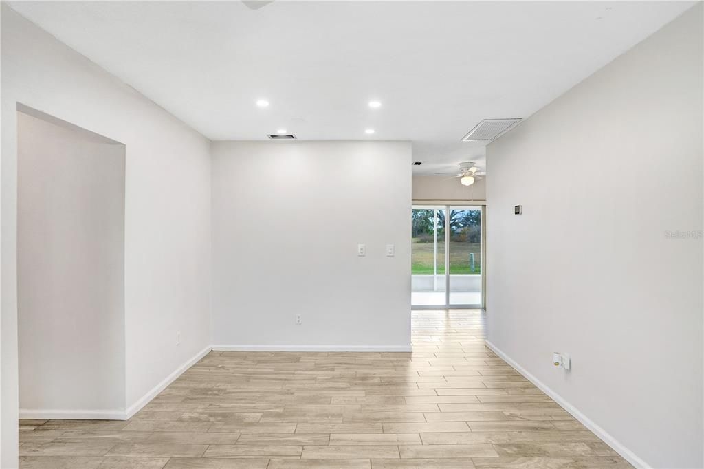 En Renta: $1,950 (2 camas, 2 baños, 992 Pies cuadrados)