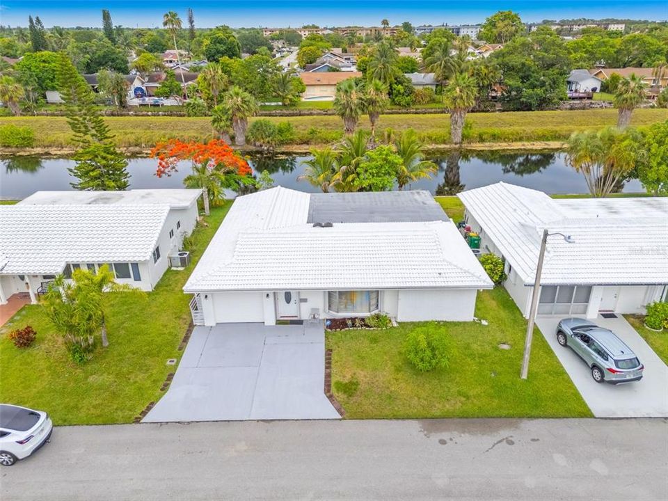 For Sale: $425,900 (4 beds, 2 baths, 1982 Square Feet)