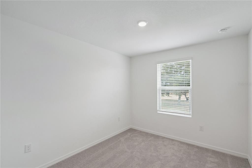 For Rent: $2,100 (3 beds, 2 baths, 1558 Square Feet)