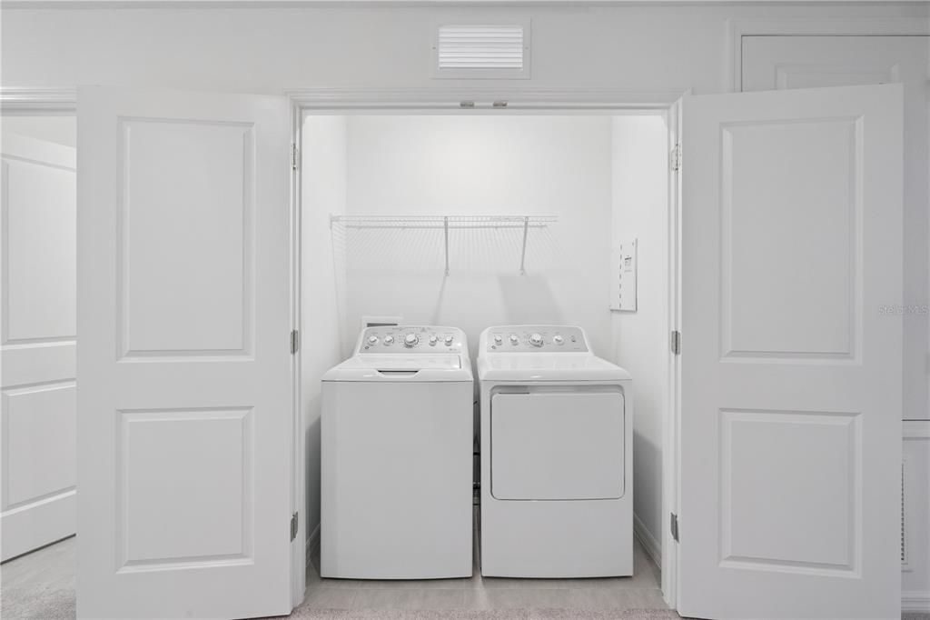 For Rent: $2,100 (3 beds, 2 baths, 1558 Square Feet)