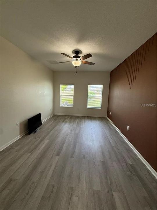 For Rent: $2,200 (3 beds, 2 baths, 1405 Square Feet)