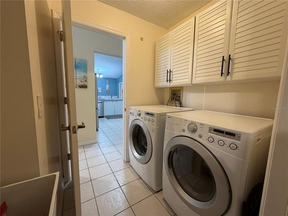 For Sale: $445,000 (4 beds, 2 baths, 2183 Square Feet)