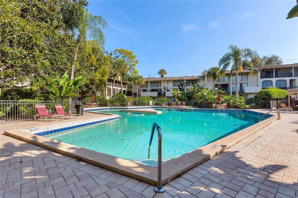 For Sale: $112,000 (1 beds, 1 baths, 540 Square Feet)