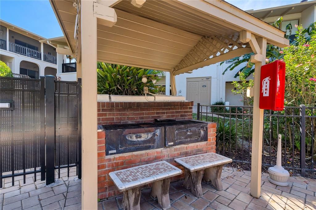 For Sale: $112,000 (1 beds, 1 baths, 540 Square Feet)