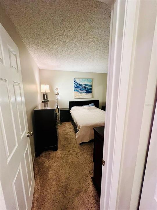 For Sale: $120,000 (1 beds, 1 baths, 792 Square Feet)