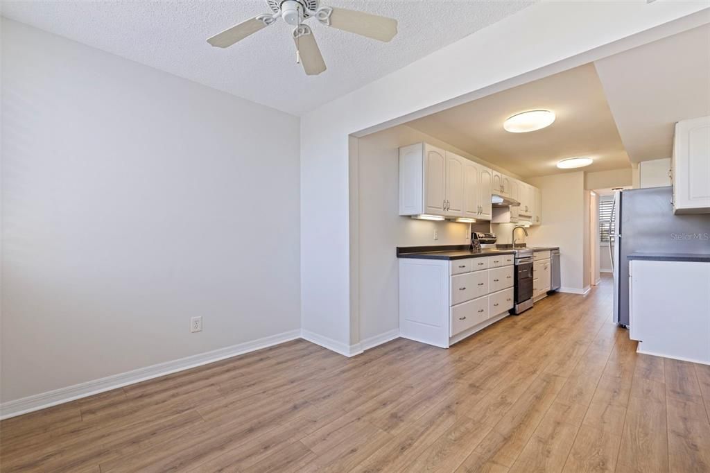 En Venta: $185,000 (1 camas, 1 baños, 925 Pies cuadrados)