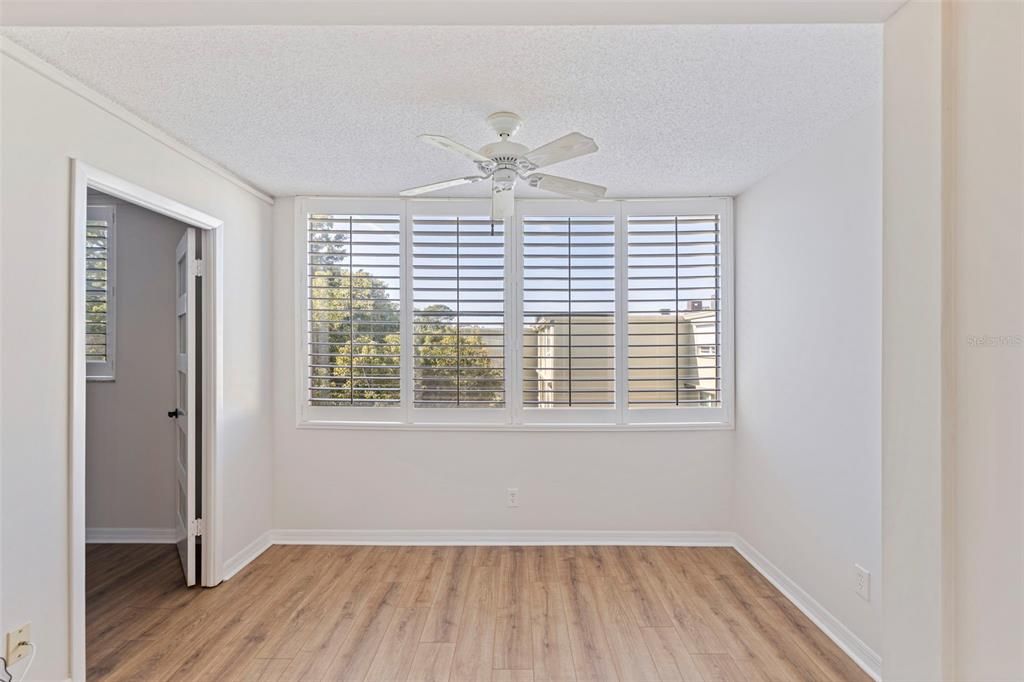 En Venta: $185,000 (1 camas, 1 baños, 925 Pies cuadrados)