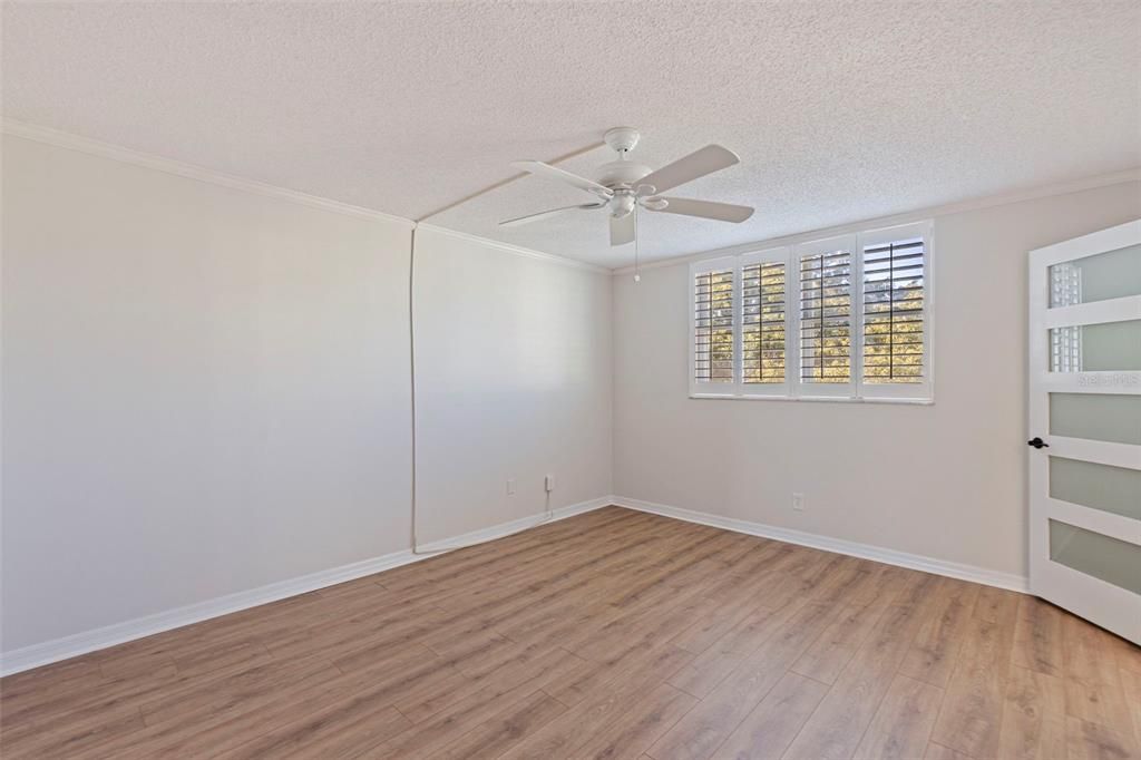 En Venta: $185,000 (1 camas, 1 baños, 925 Pies cuadrados)