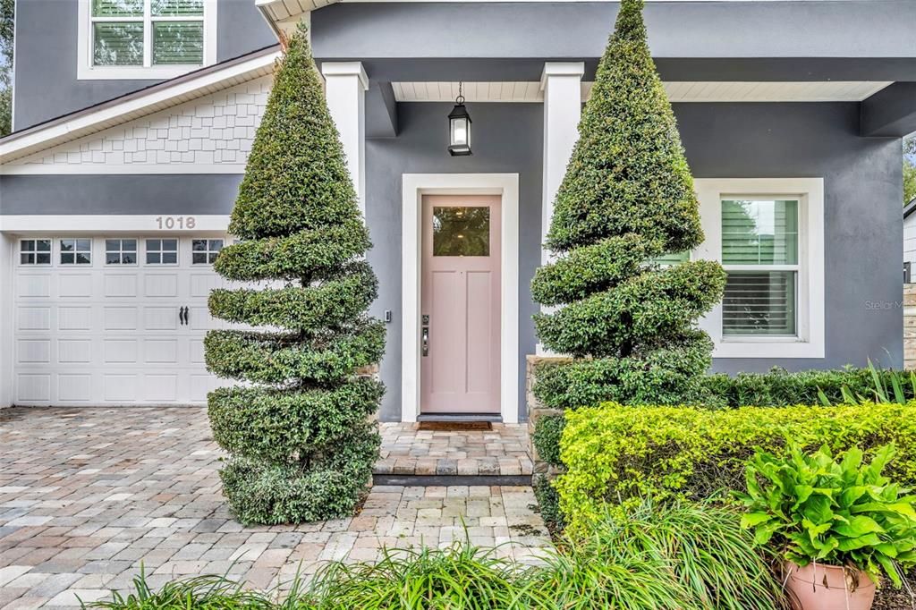 For Sale: $1,370,000 (5 beds, 4 baths, 3288 Square Feet)