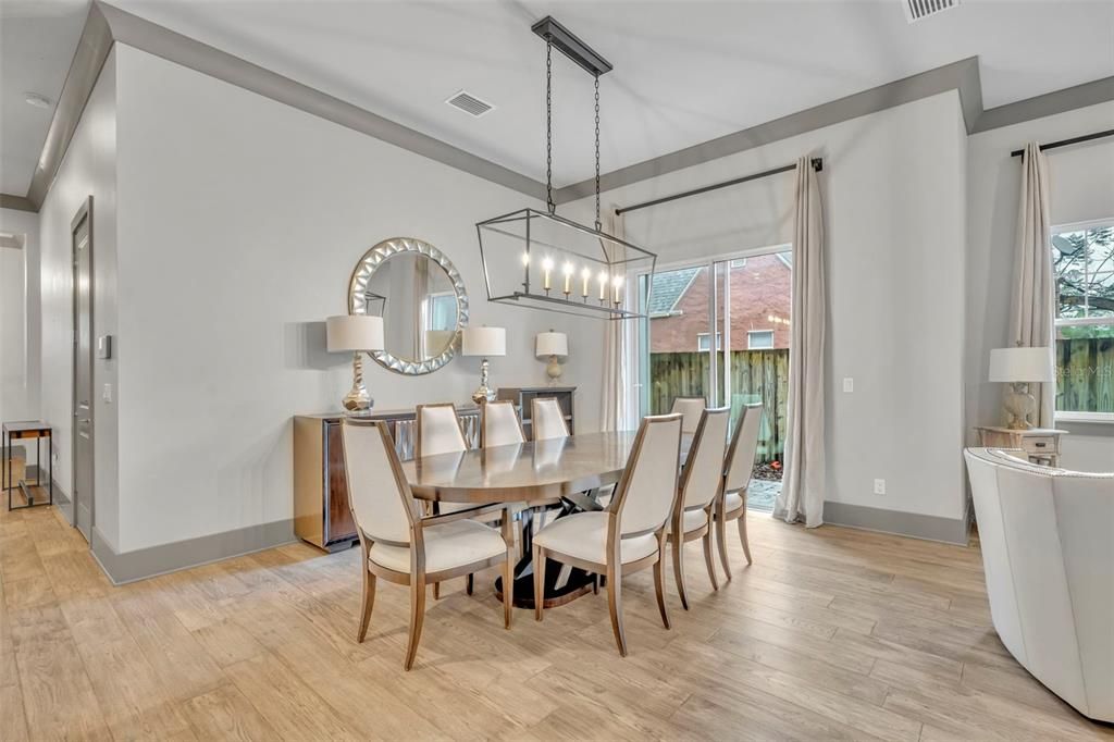 For Sale: $1,370,000 (5 beds, 4 baths, 3288 Square Feet)