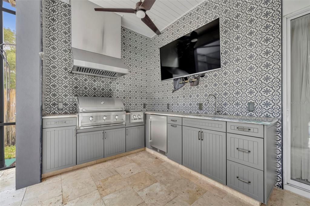 For Sale: $1,370,000 (5 beds, 4 baths, 3288 Square Feet)