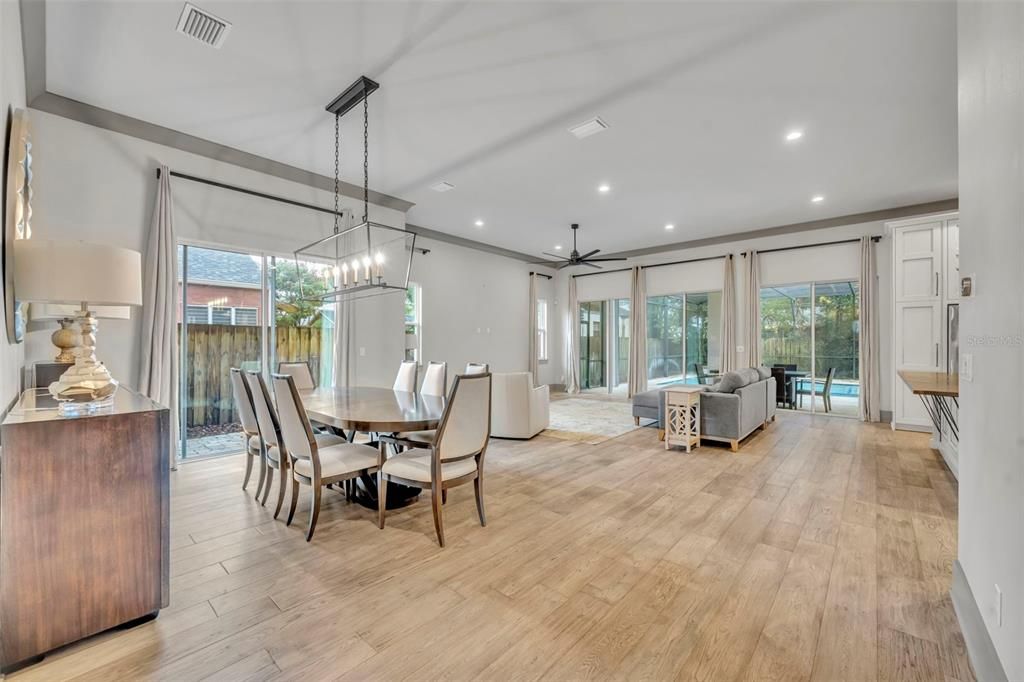 For Sale: $1,370,000 (5 beds, 4 baths, 3288 Square Feet)