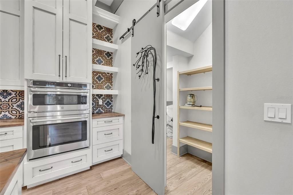 For Sale: $1,370,000 (5 beds, 4 baths, 3288 Square Feet)