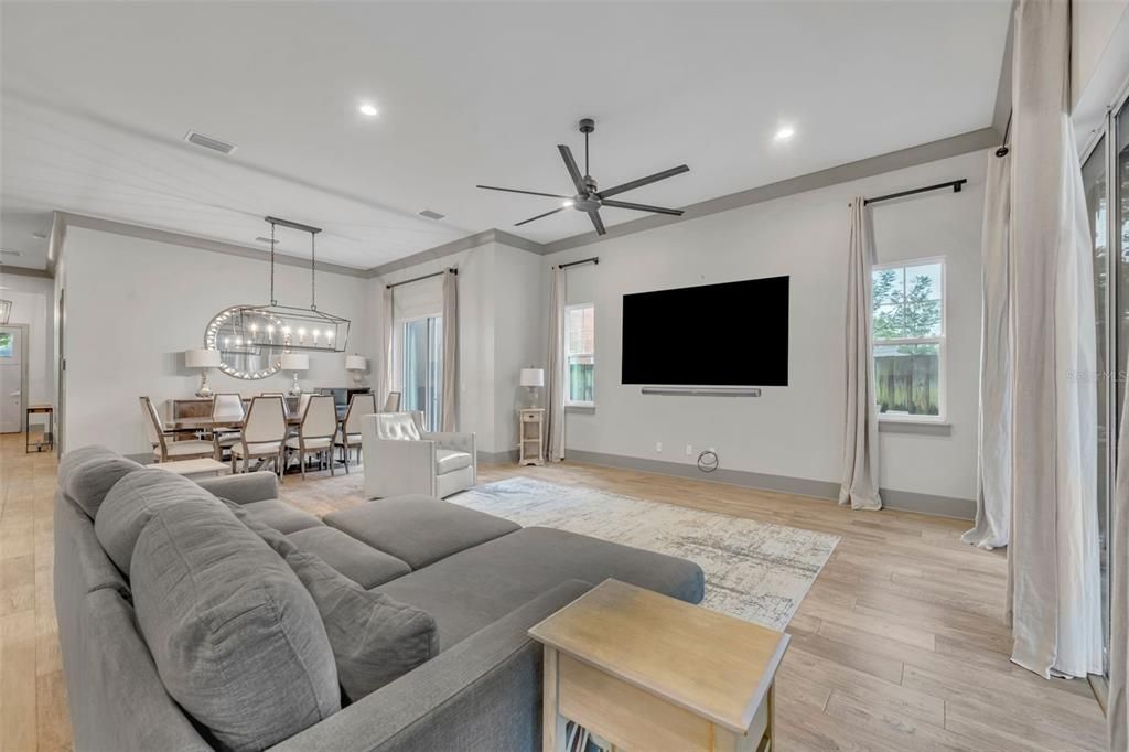 For Sale: $1,370,000 (5 beds, 4 baths, 3288 Square Feet)