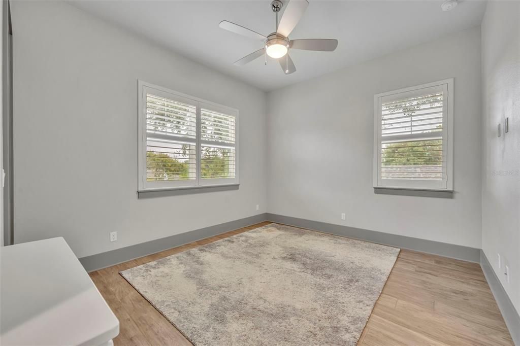 For Sale: $1,370,000 (5 beds, 4 baths, 3288 Square Feet)