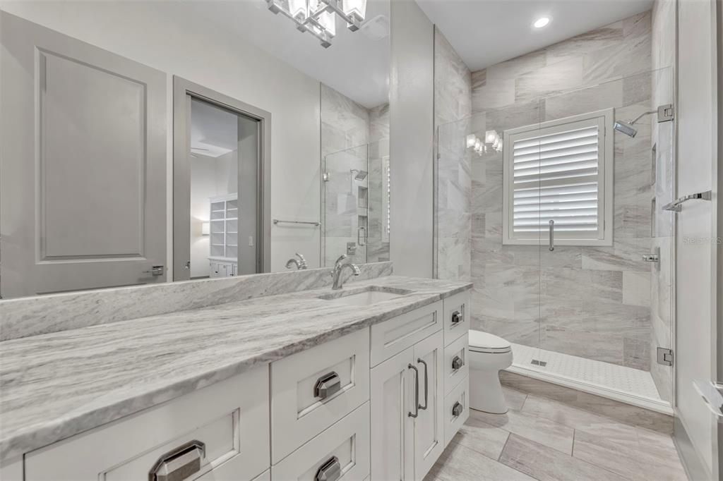 For Sale: $1,370,000 (5 beds, 4 baths, 3288 Square Feet)