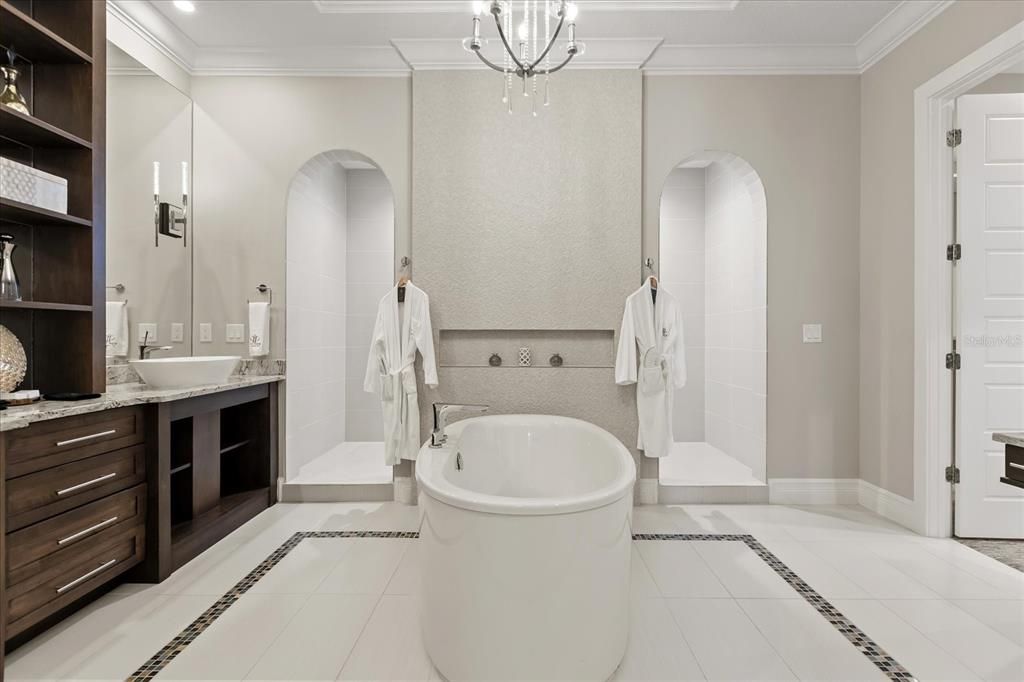 待售: $4,490,000 (8 贝兹, 8 浴室, 7928 平方英尺)