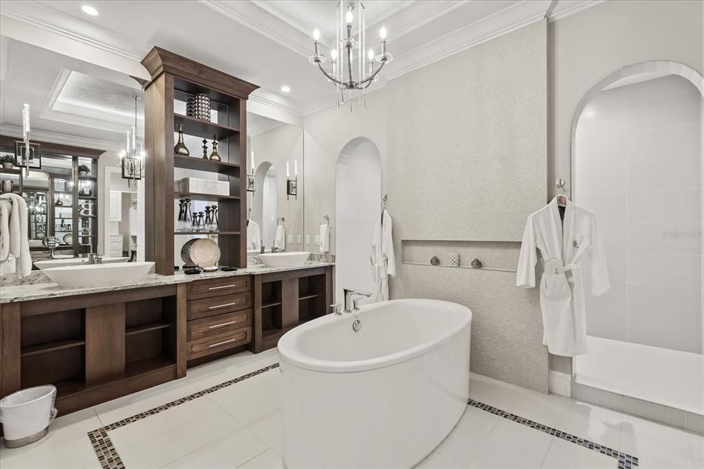 待售: $4,490,000 (8 贝兹, 8 浴室, 7928 平方英尺)