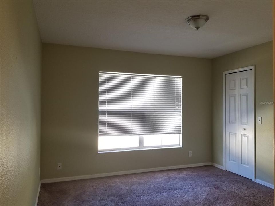 For Rent: $1,750 (3 beds, 2 baths, 1408 Square Feet)