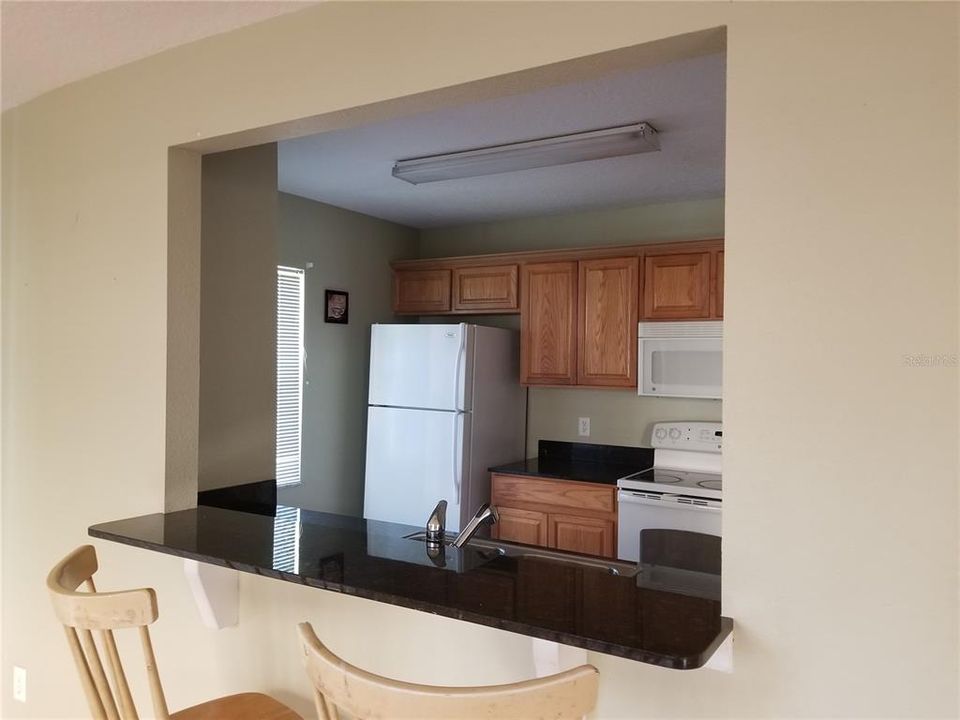 For Rent: $1,750 (3 beds, 2 baths, 1408 Square Feet)