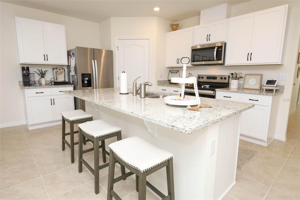 For Sale: $459,000 (4 beds, 2 baths, 1846 Square Feet)