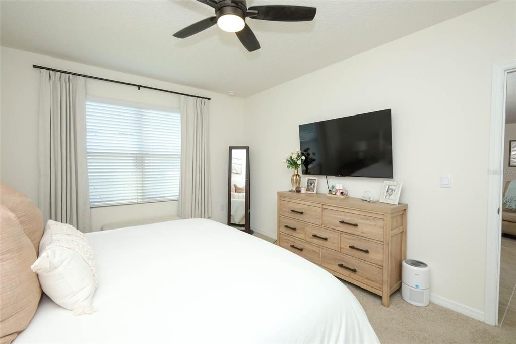 For Sale: $459,000 (4 beds, 2 baths, 1846 Square Feet)