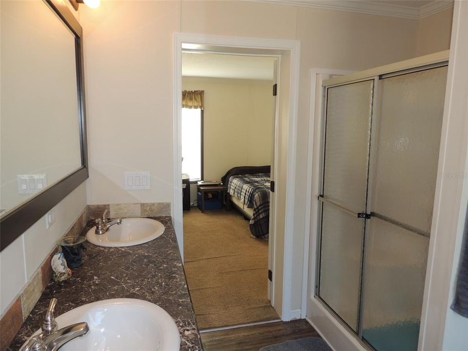 На продажу: $305,000 (4 спален, 3 ванн, 2079 Квадратных фут)