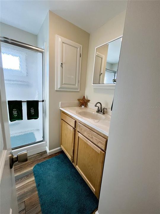 待售: $189,000 (2 贝兹, 1 浴室, 840 平方英尺)