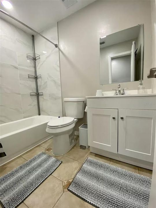 出租: $4,500 (4 贝兹, 3 浴室, 1738 平方英尺)