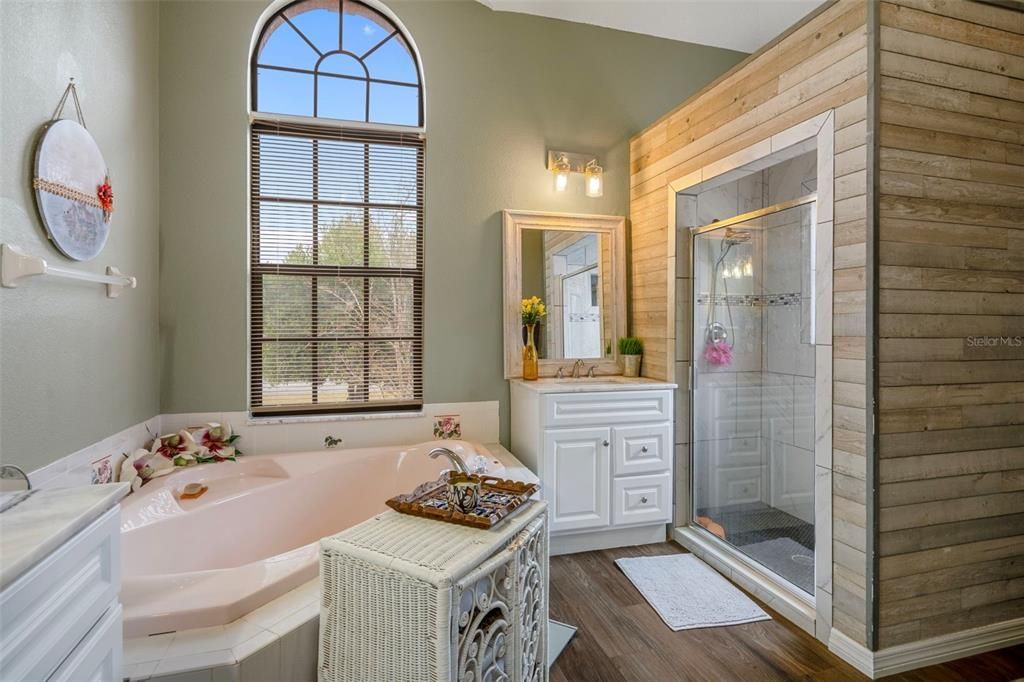 待售: $319,000 (3 贝兹, 3 浴室, 1952 平方英尺)