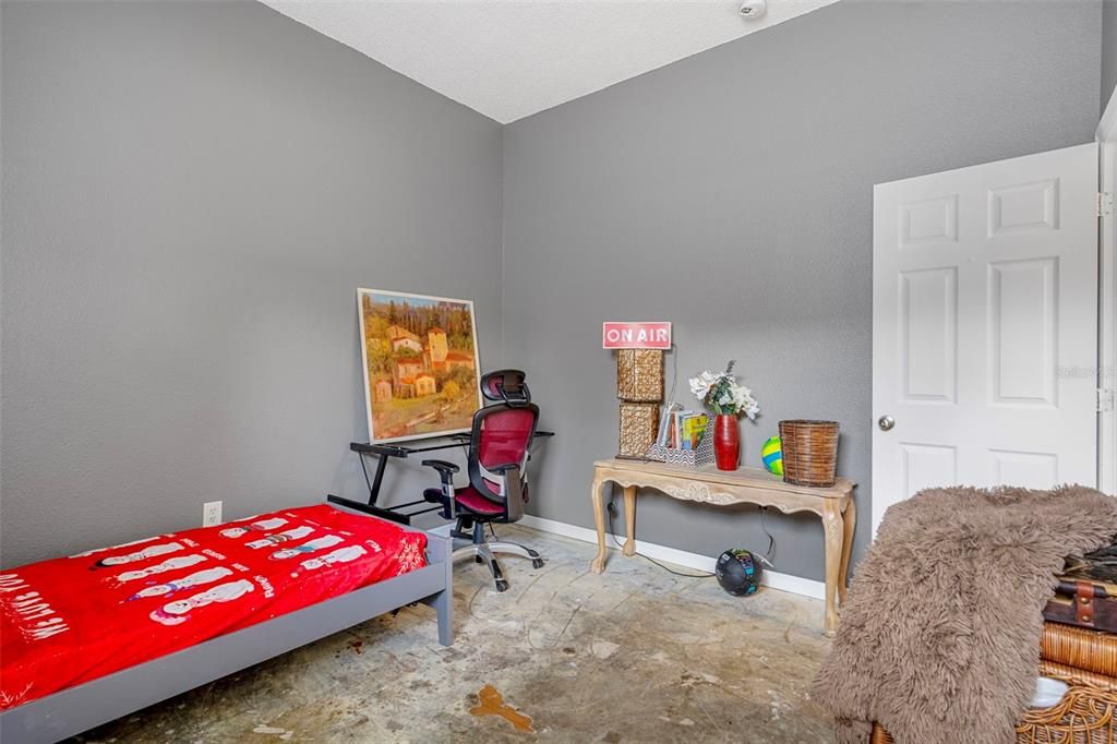 待售: $319,000 (3 贝兹, 3 浴室, 1952 平方英尺)