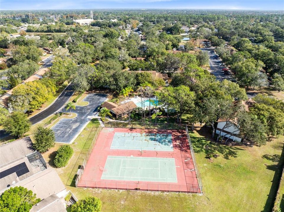 For Sale: $205,000 (2 beds, 2 baths, 1002 Square Feet)