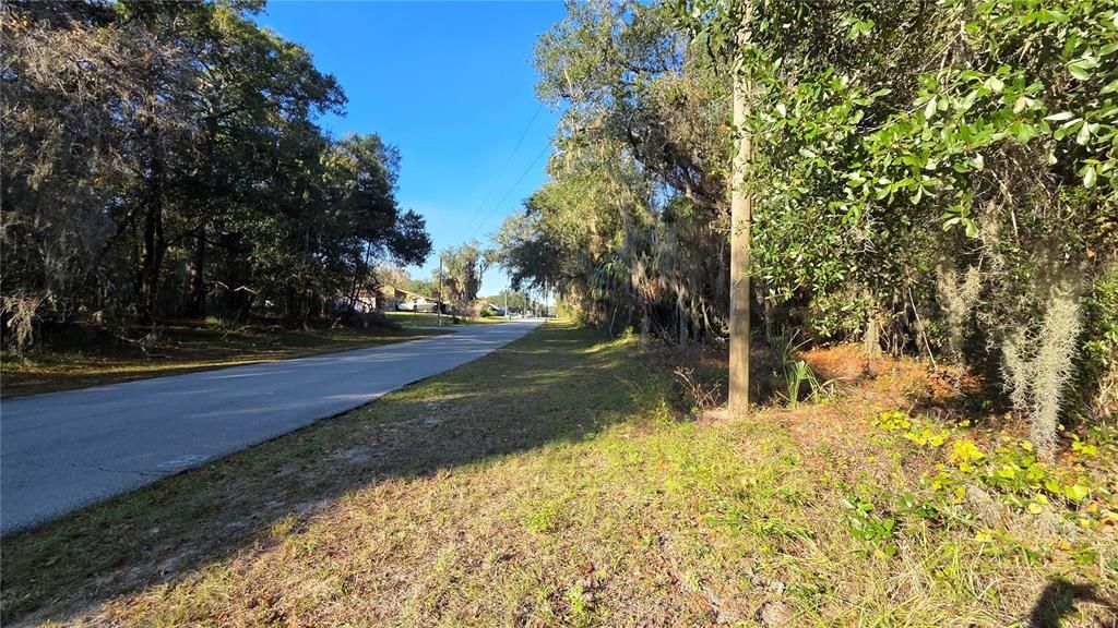 合同活跃: $59,900 (0.37 acres)